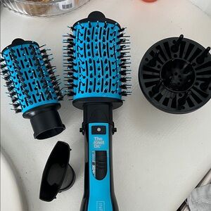 The Knot Dr. Blue Hair Styling Tool Set